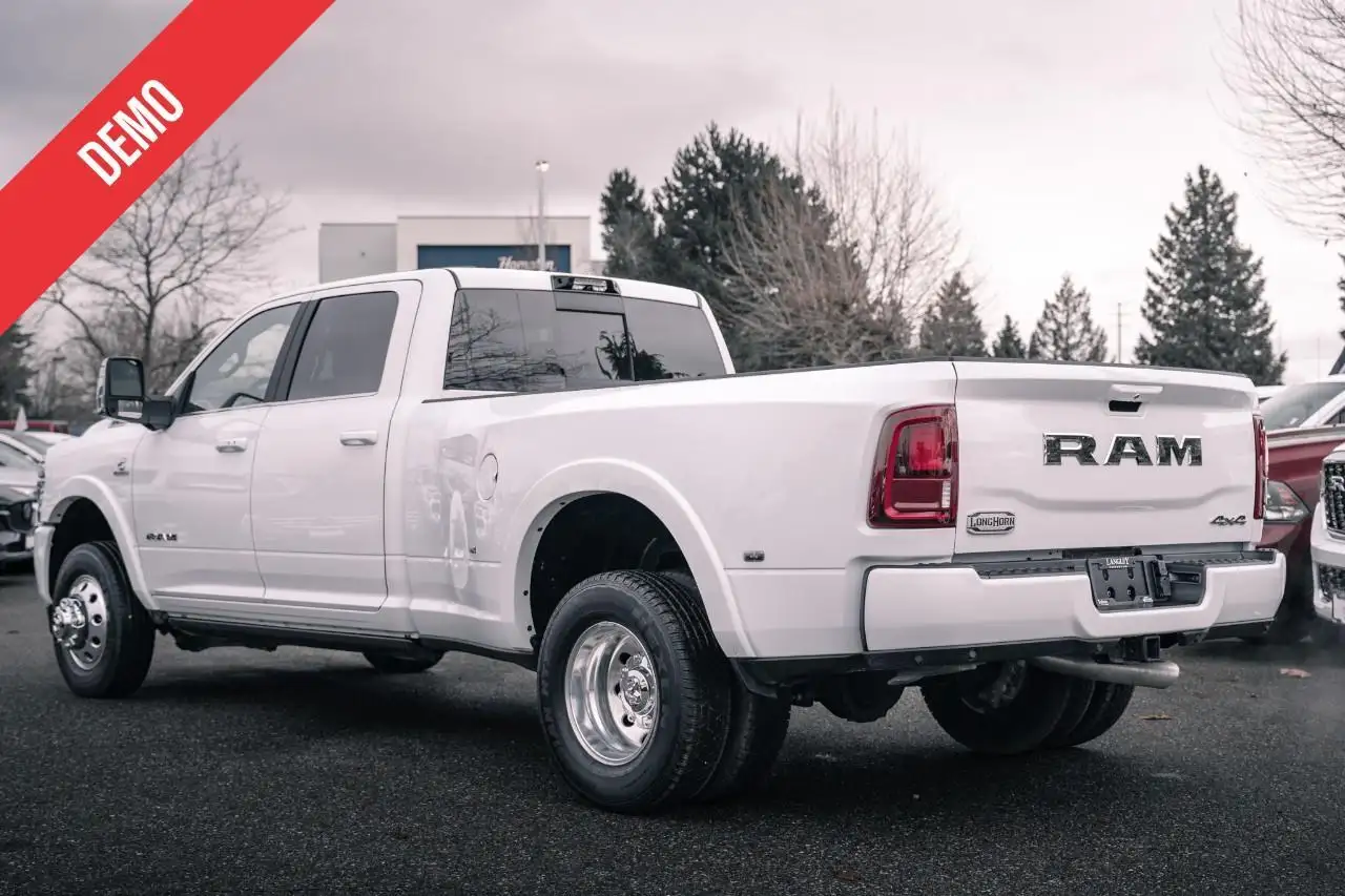 RAM 3500 снимка RAM 3500