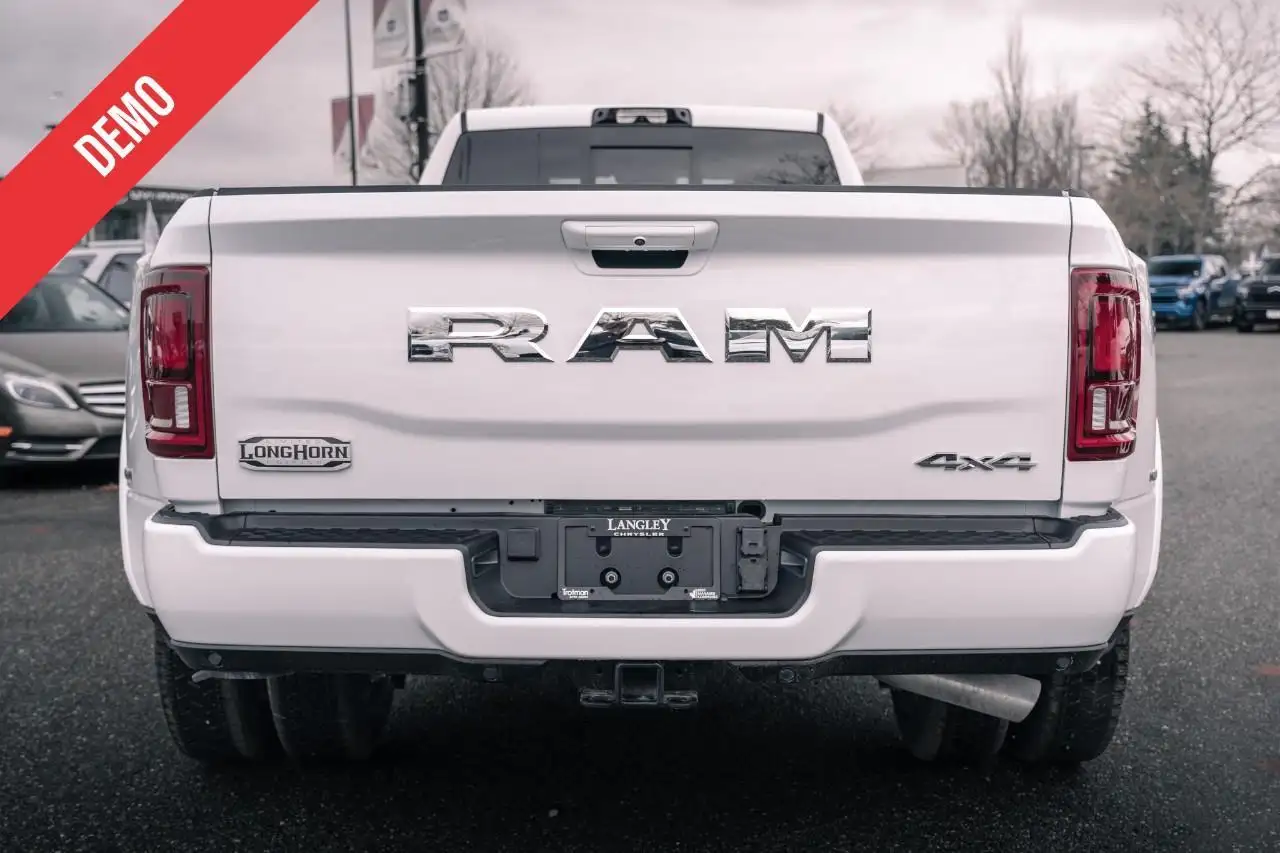 RAM 3500 снимка RAM 3500
