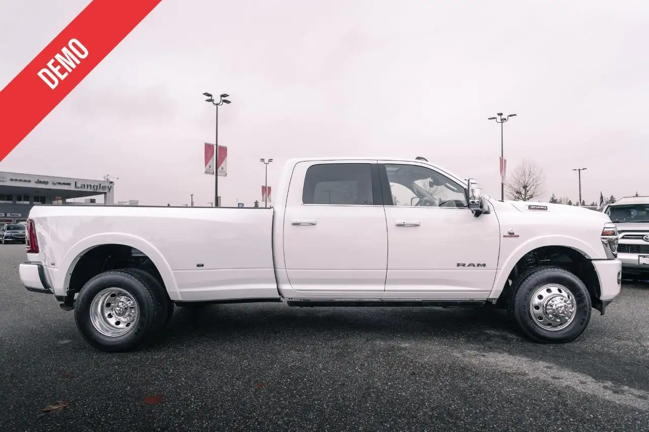 RAM 3500 снимка RAM 3500