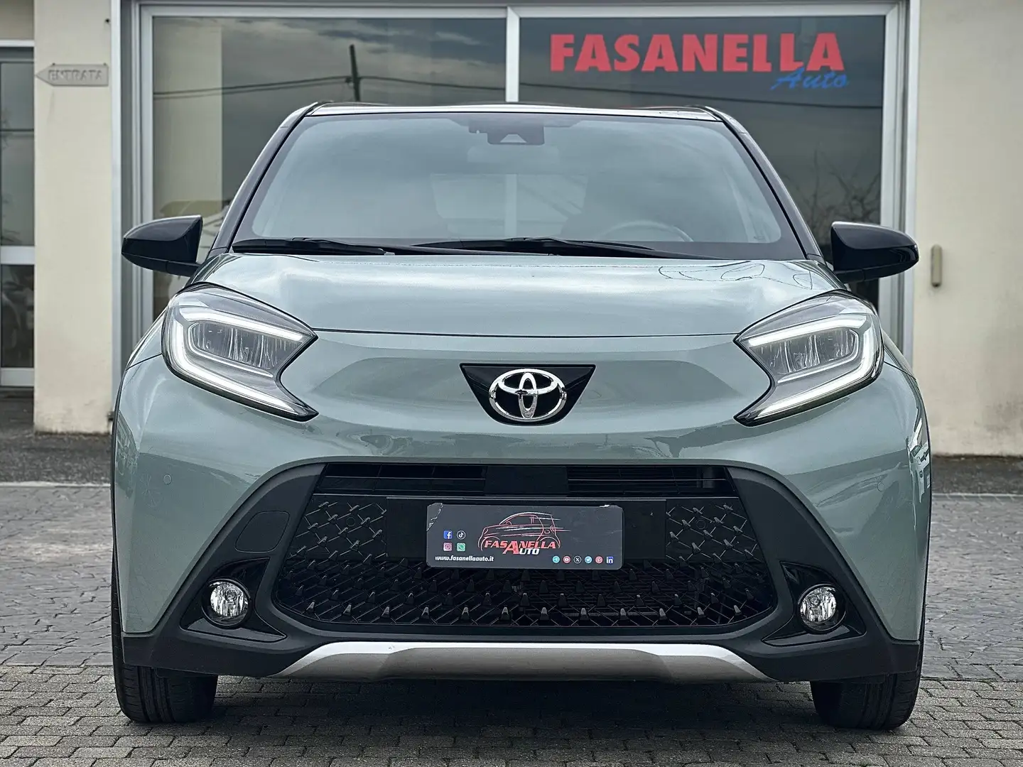 Toyota Aygo X Air X 1.0 Lounge Air 72cv s-cvt - NO VINCOLI - 2