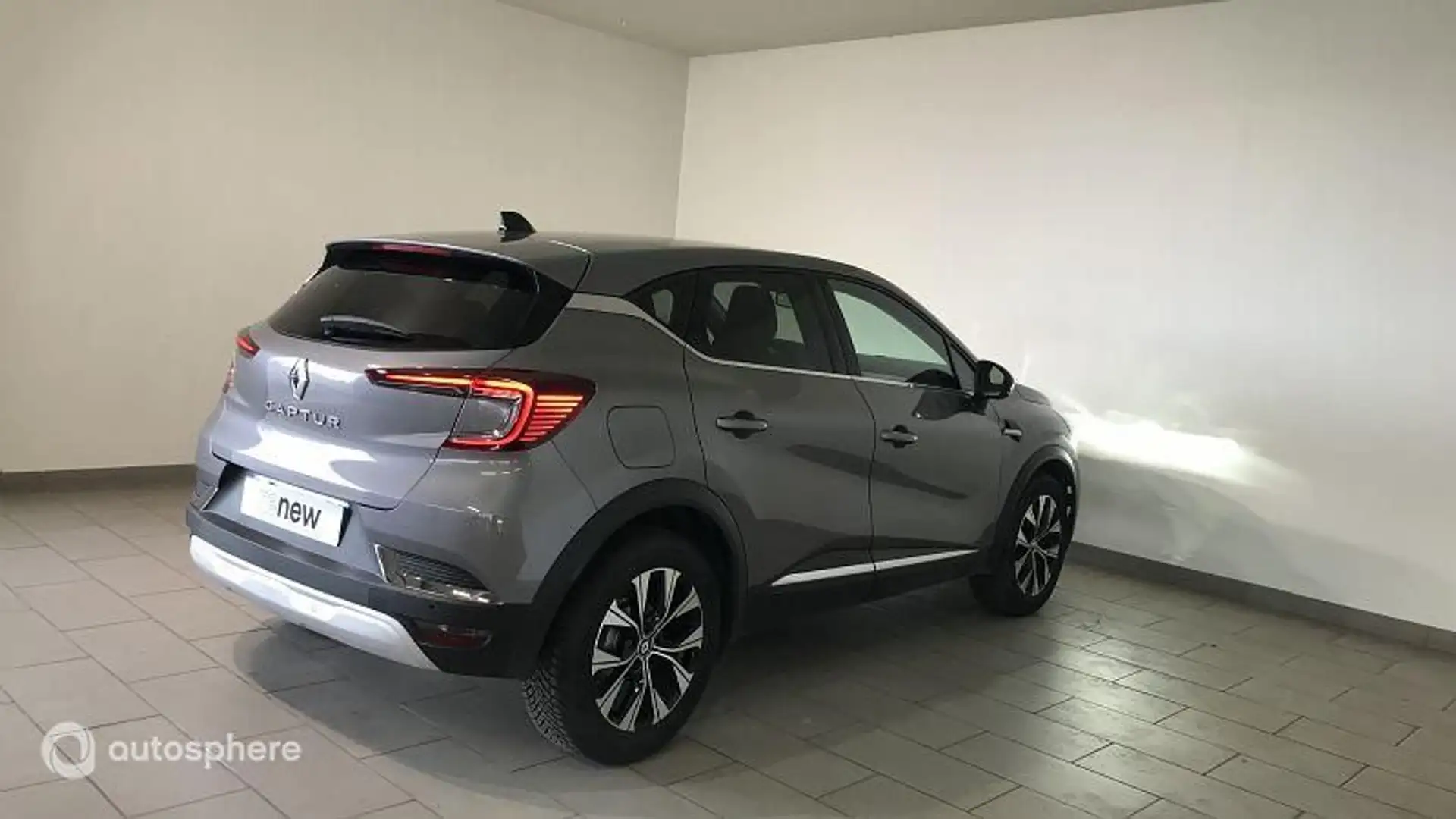Renault Captur 1.3 TCe mild hybrid 140ch Techno - 2