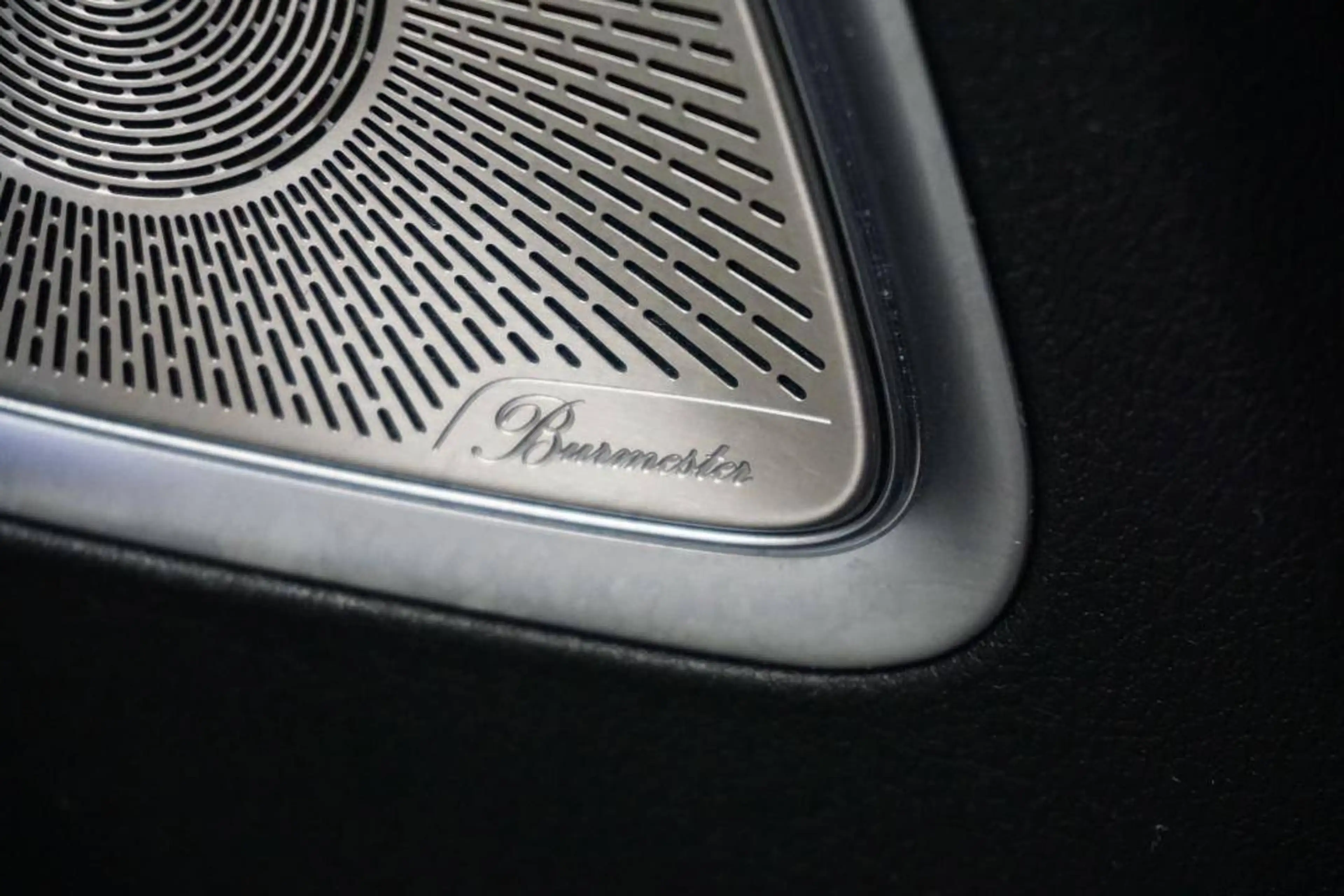 Mercedes-Benz C 300 C Break 300 d AMG Line — photo 9