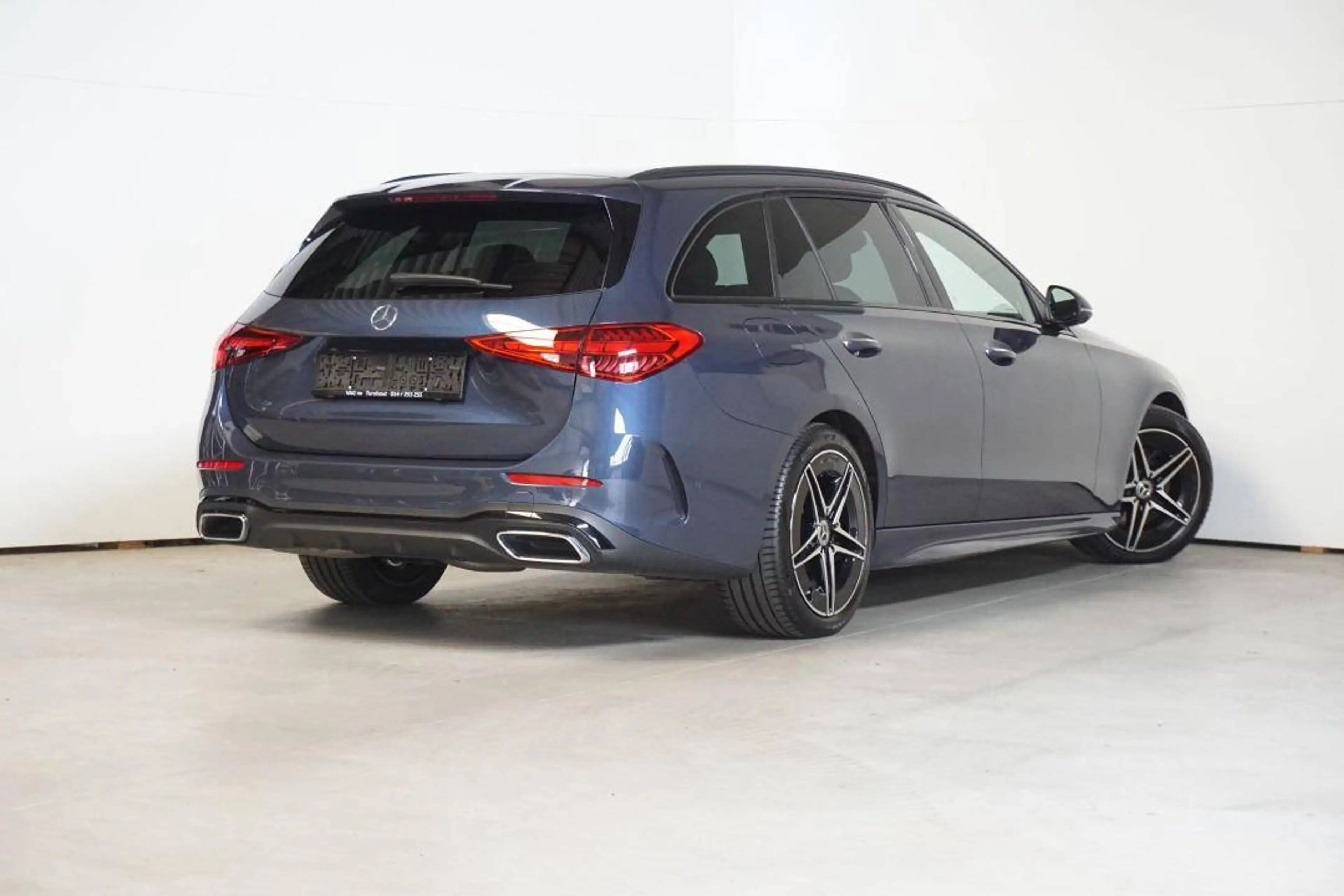 Mercedes-Benz C 300 C Break 300 d AMG Line — photo 2