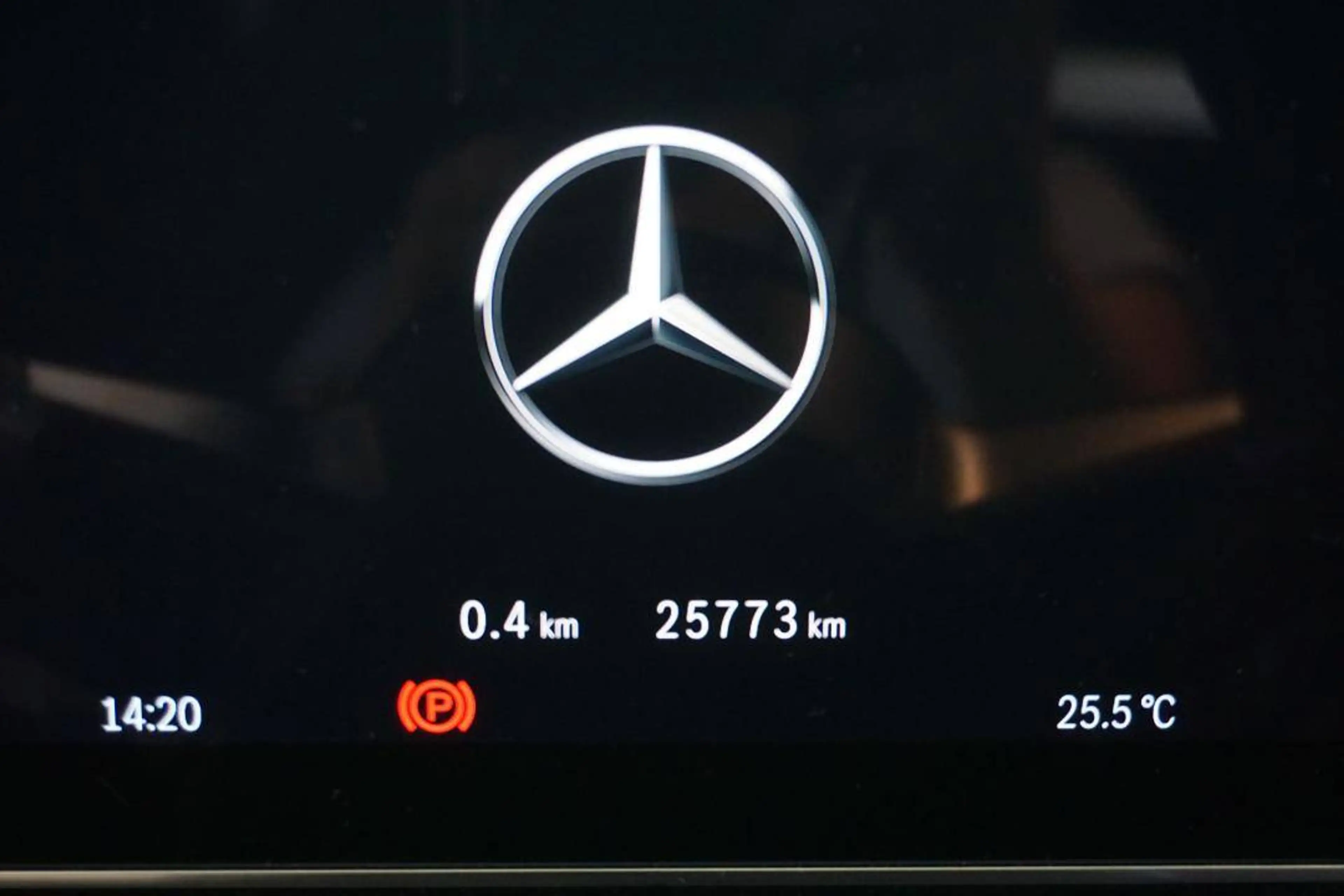 Mercedes-Benz C 300 C Break 300 d AMG Line — photo 15