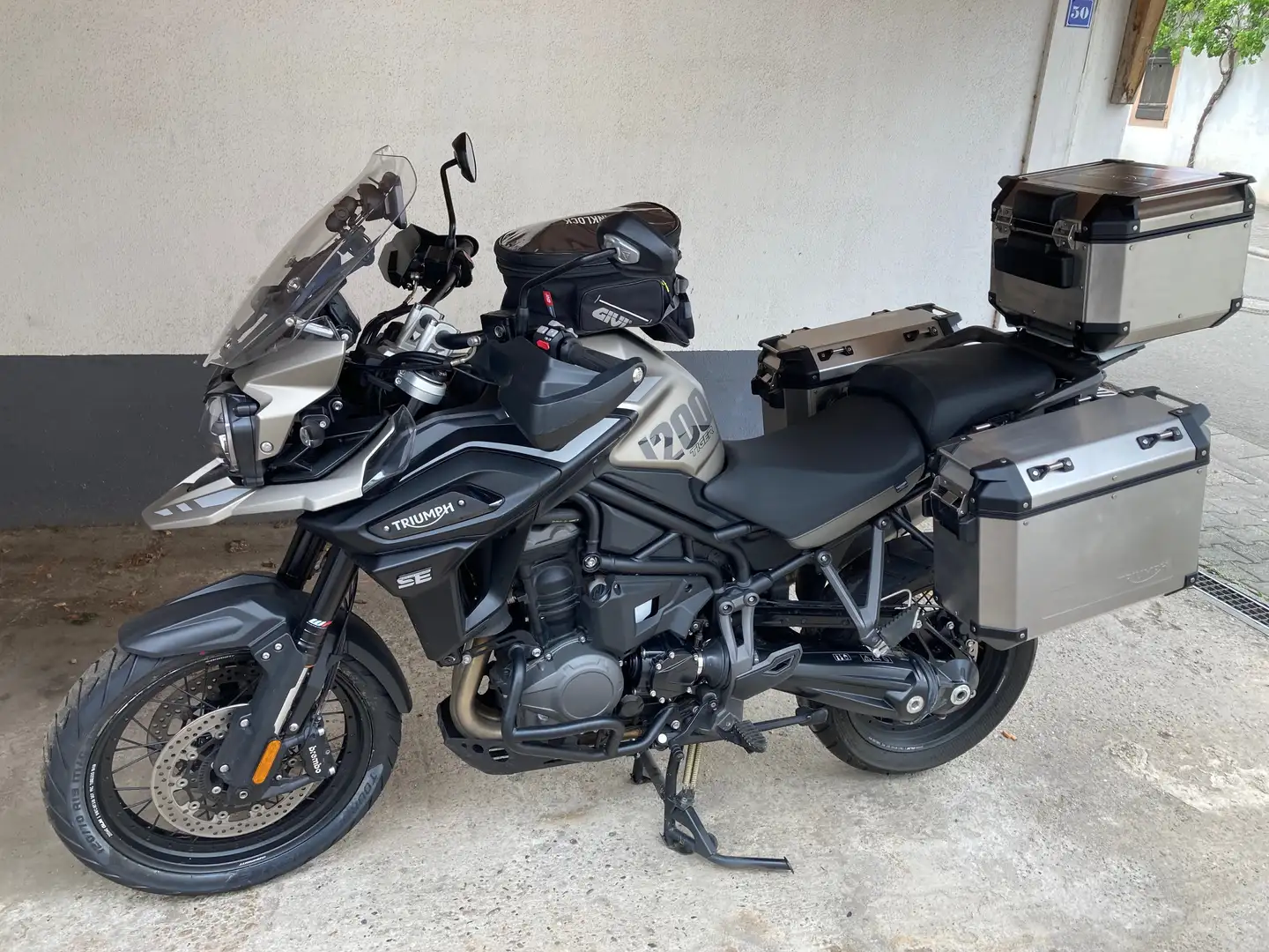 Triumph Tiger 1200 Desert Edition - 1