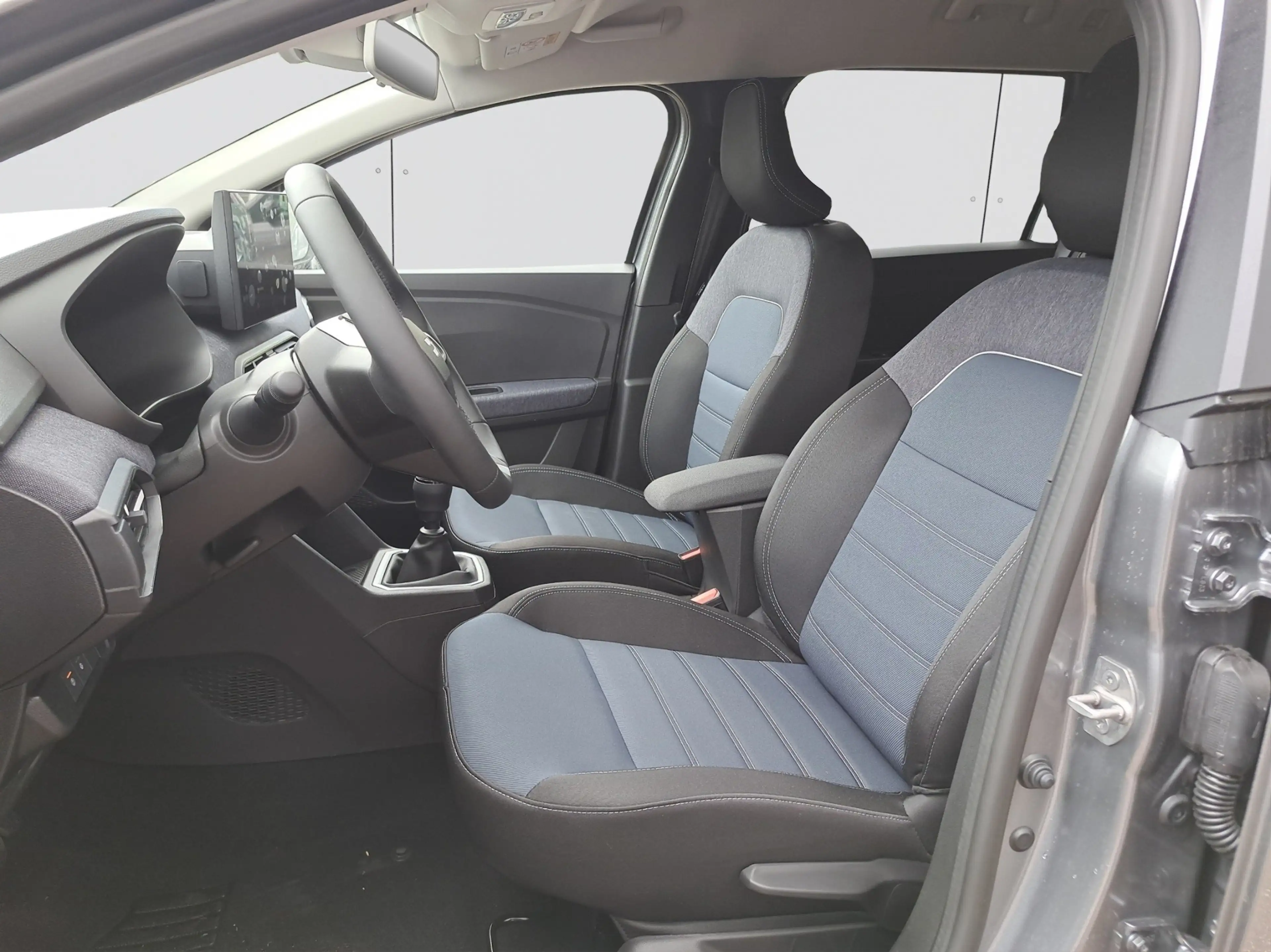 Dacia Jogger Journey TCe 110 — photo 11