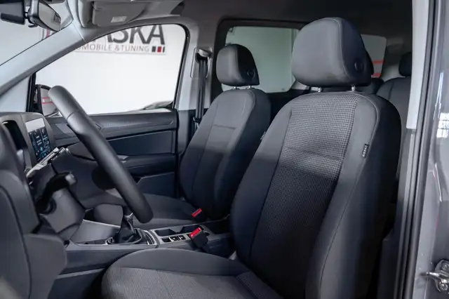 Volkswagen Caddy view 11