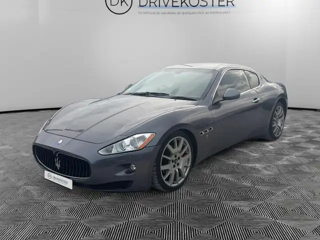 Maserati GranTurismo Granturismo 4.2i V8 - BVA  COUPE . VOLANT A DROITE