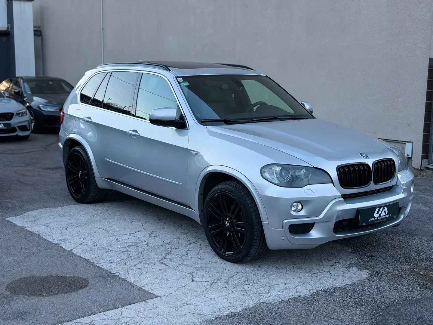 BMW X5 xDrive30d E70 M-Paket Grau - 2
