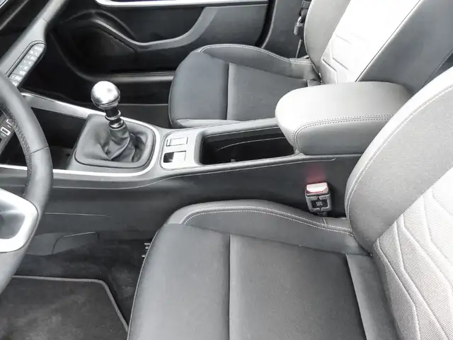 Jeep Avenger view 13
