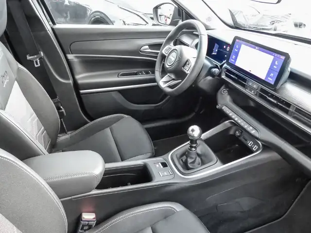 Jeep Avenger view 6