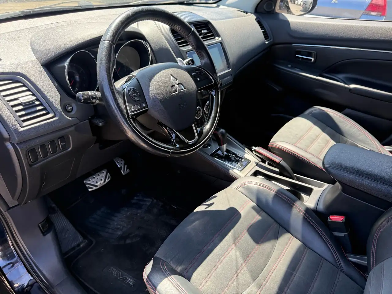 Mitsubishi RVR снимка Mitsubishi RVR