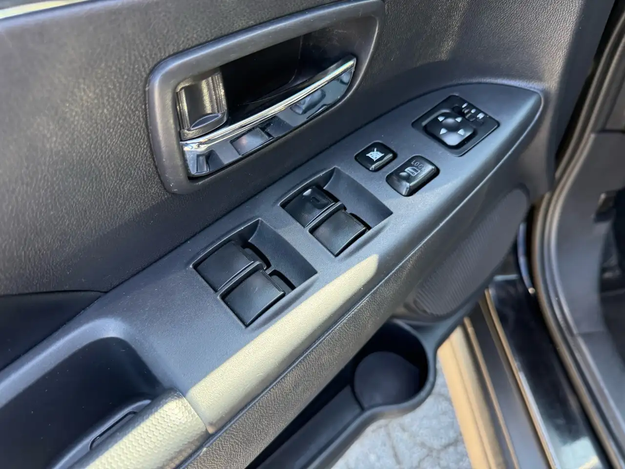 Mitsubishi RVR снимка Mitsubishi RVR