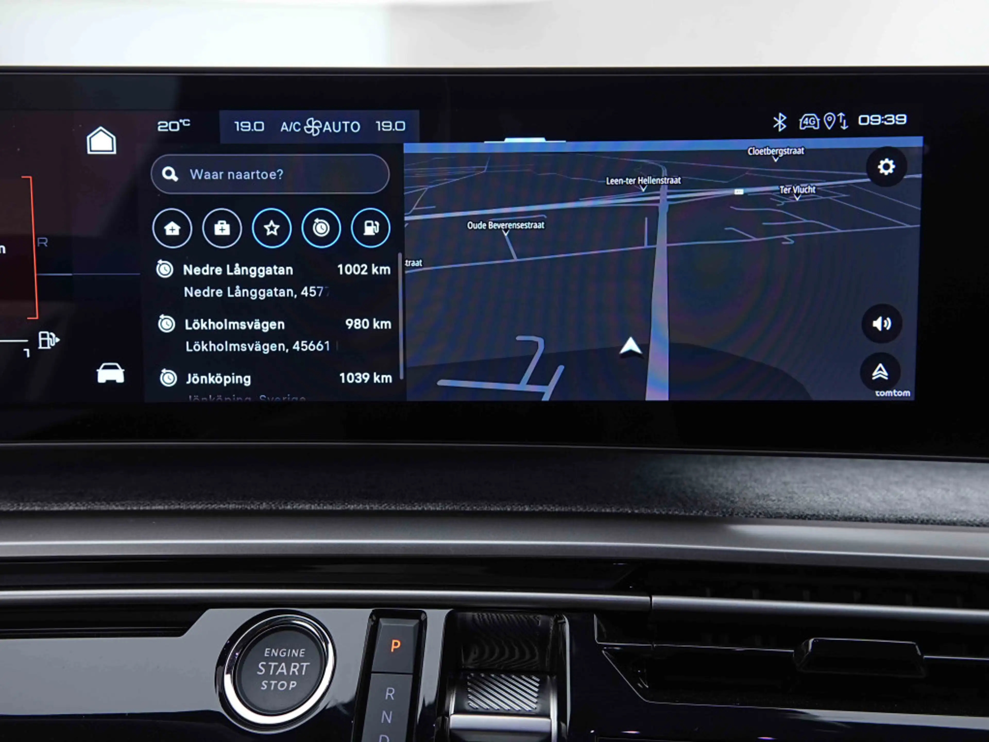 Peugeot 3008 145 AUT Hybrid GT | GPS | LED | Heaeted Seats — photo 11