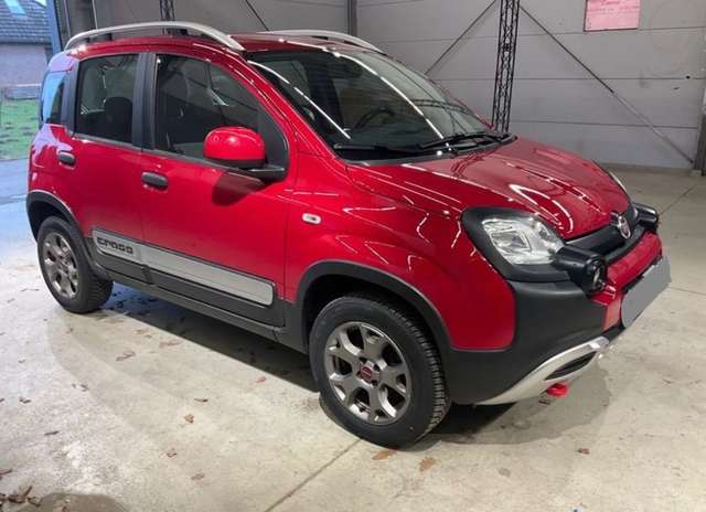 Imagine Fiat Panda Cross 4x4 *Klimaauto*Sitzhzg*DAB*Teilleder