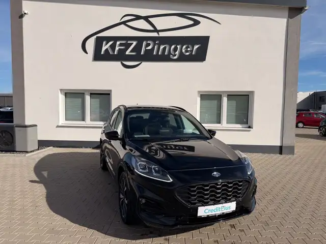 2022 Ford Kuga in Black for sale