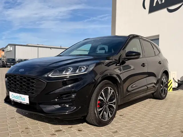 Ford Kuga view 3
