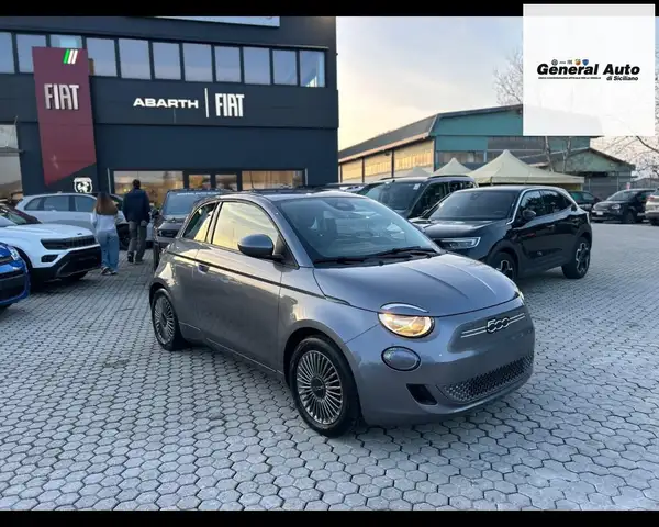 Fiat 500 IV 500e icon 42kwh