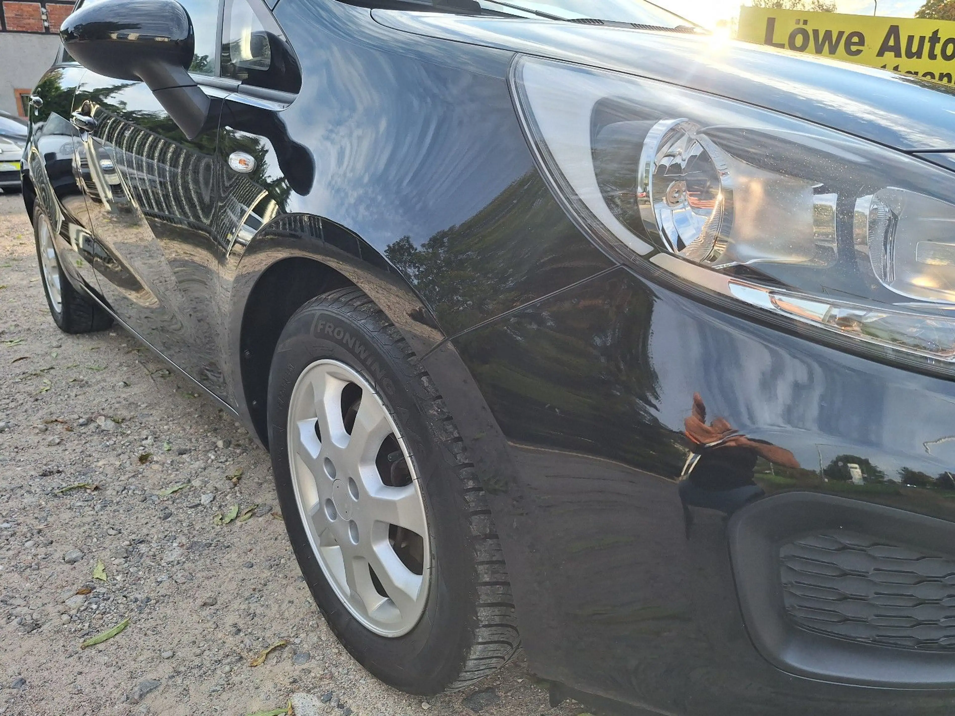 Kia Rio Edition 7 aus 2.deut.H. Insp. Tüv neu!! — photo 5