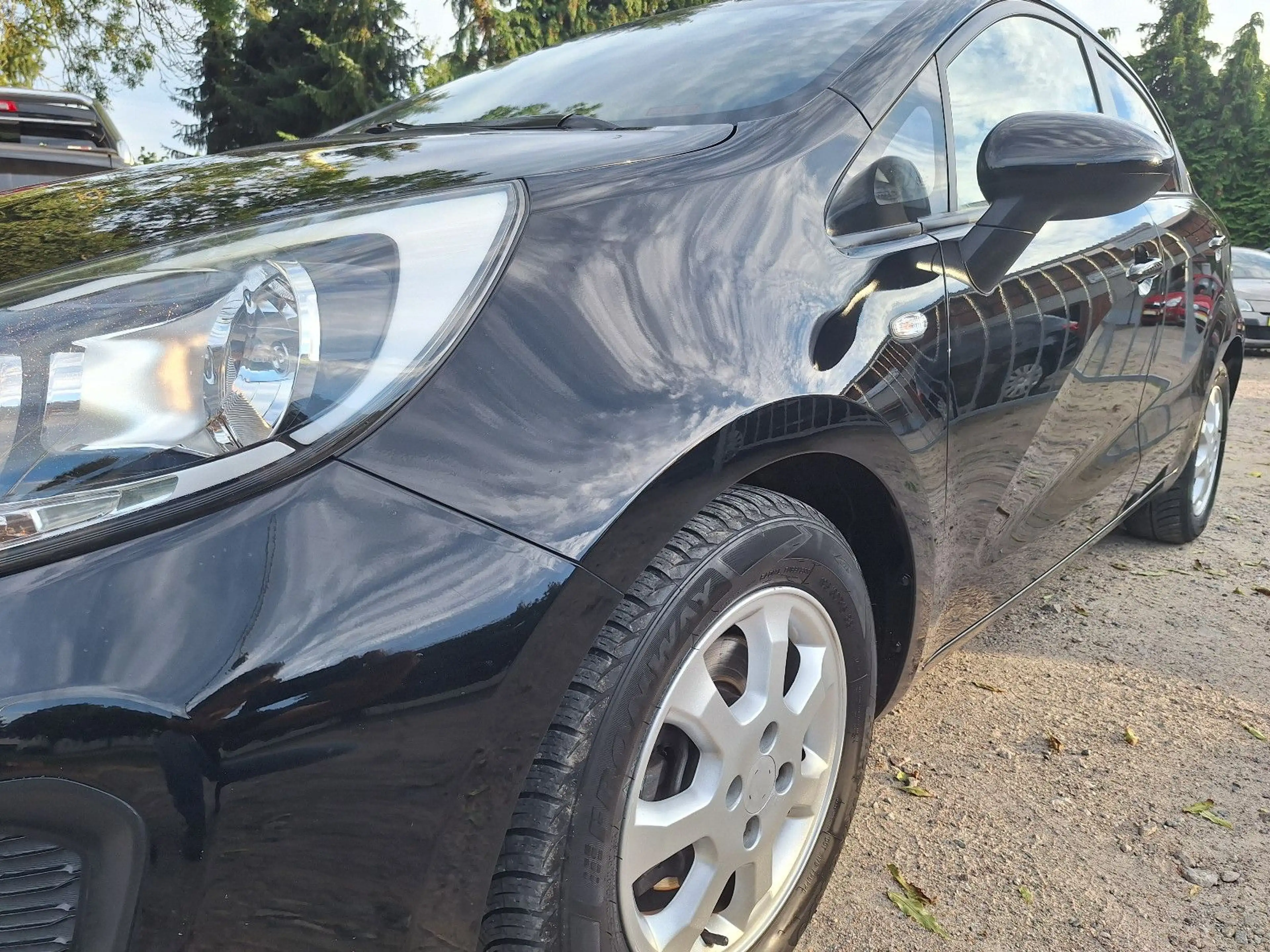 Kia Rio Edition 7 aus 2.deut.H. Insp. Tüv neu!! — photo 6