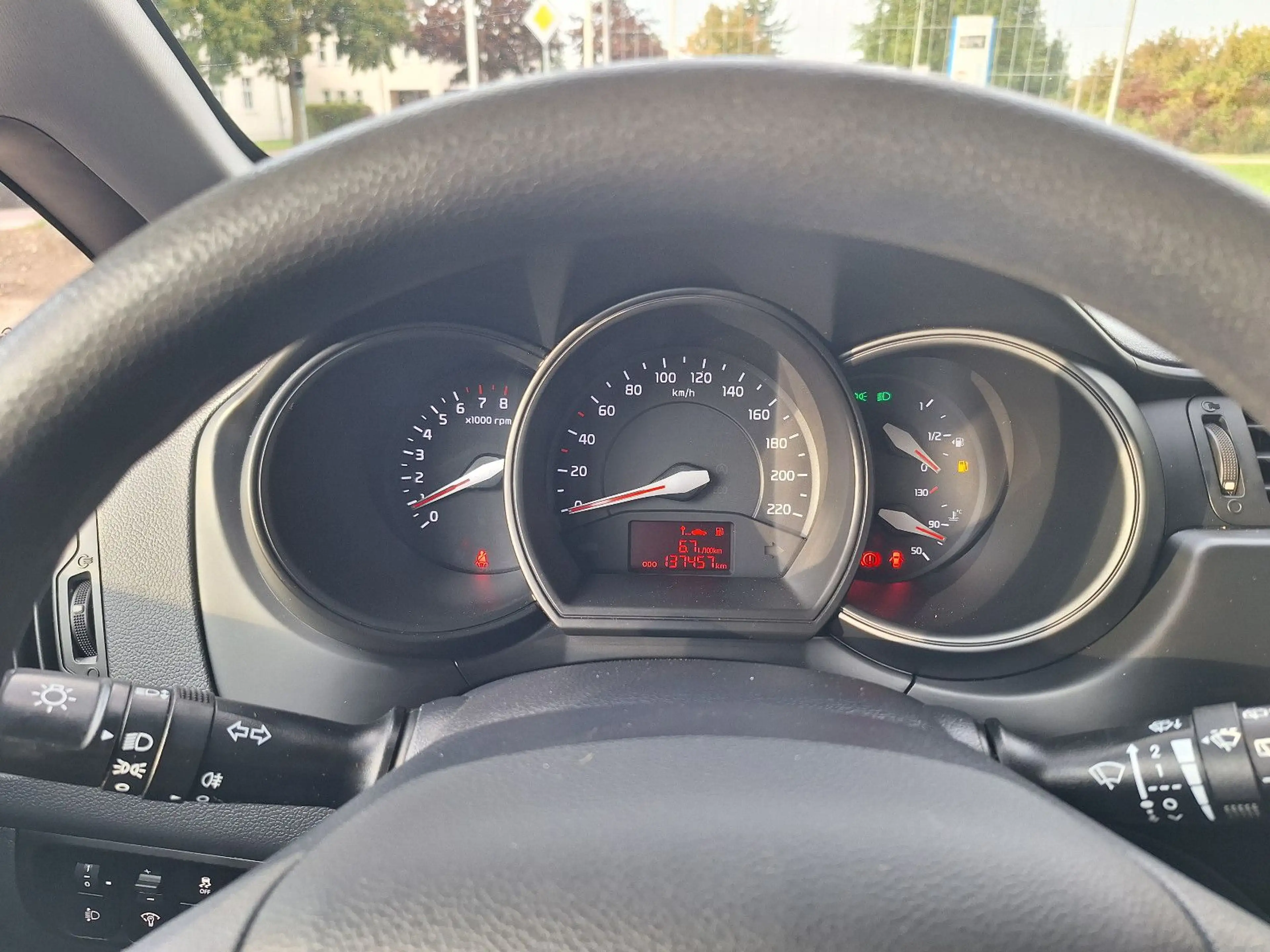 Kia Rio Edition 7 aus 2.deut.H. Insp. Tüv neu!! — photo 11
