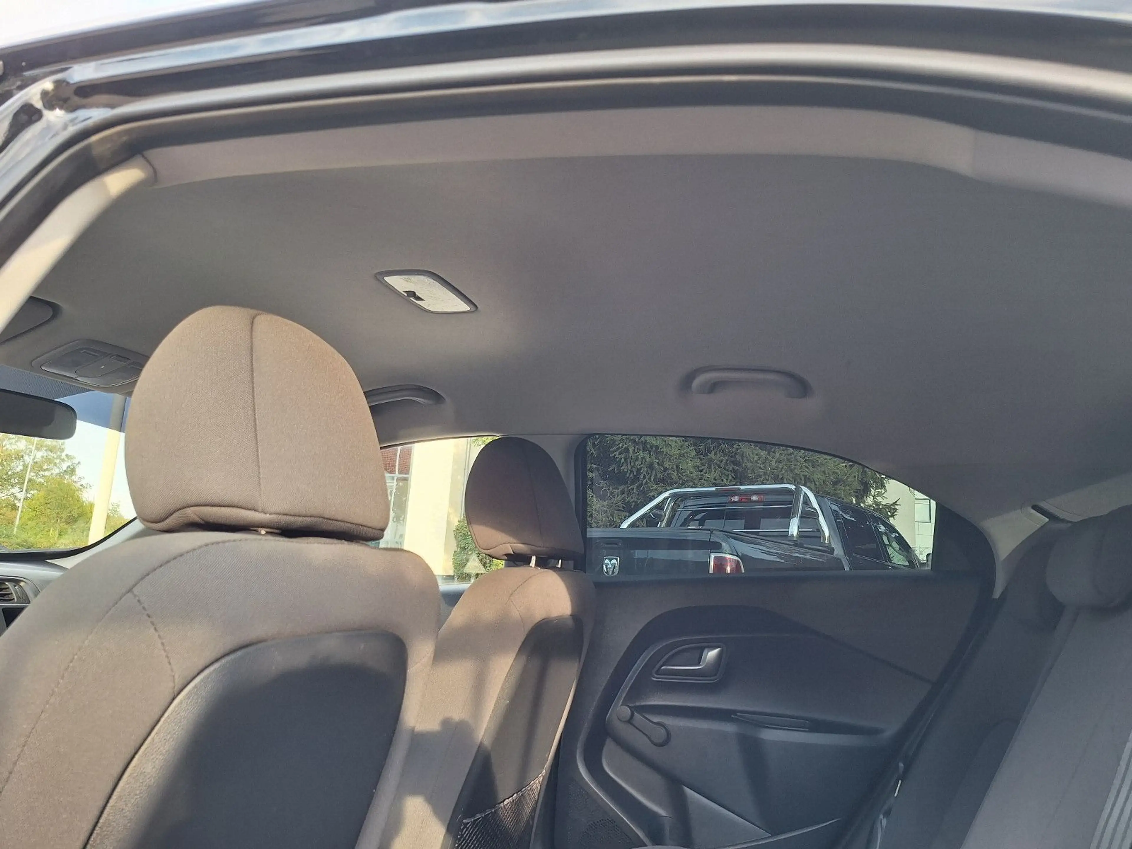 Kia Rio Edition 7 aus 2.deut.H. Insp. Tüv neu!! — photo 14