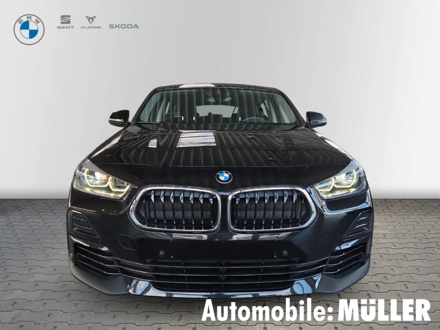 BMW X2 sDrive 18 i Navi LED El. Heckklappe Mehrzonenklima Schwarz - 2