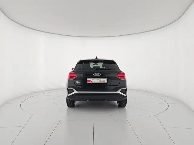 Audi Q2 view 4