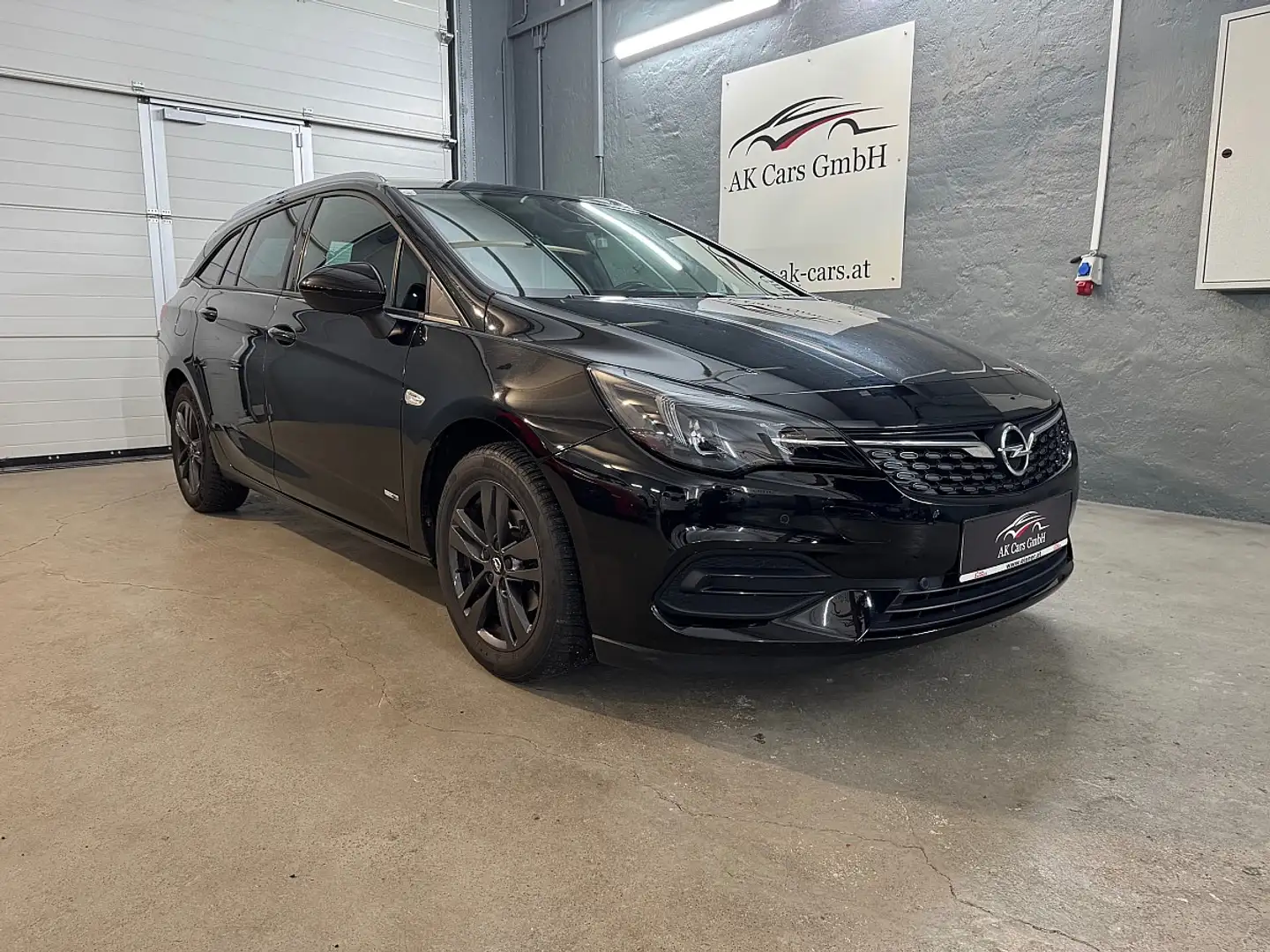 Opel Astra ST 1,2 Turbo Direct Inj. Design&Tech*Kamera*Key... Schwarz - 1