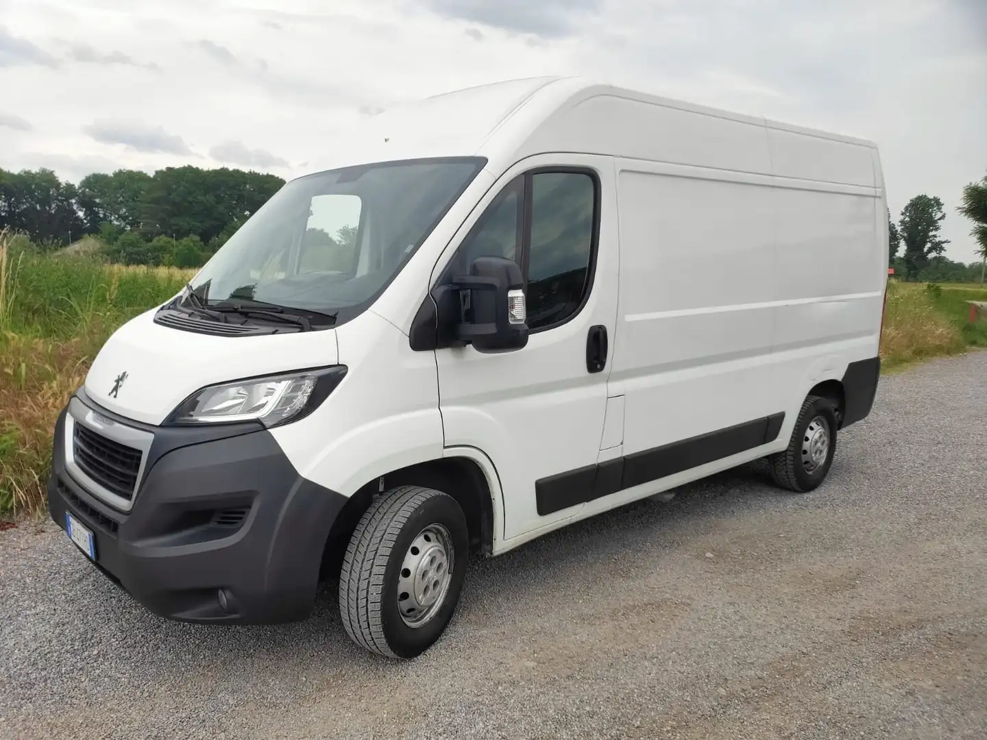 Peugeot Boxer 350 2.2 BlueHDi 140 S&S PM-TM Furgone Bianco - 1