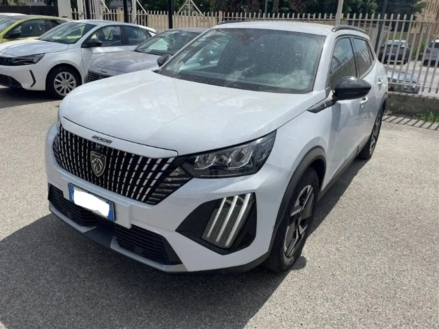 Peugeot 2008 54 kWh  Allure Bianco - 2