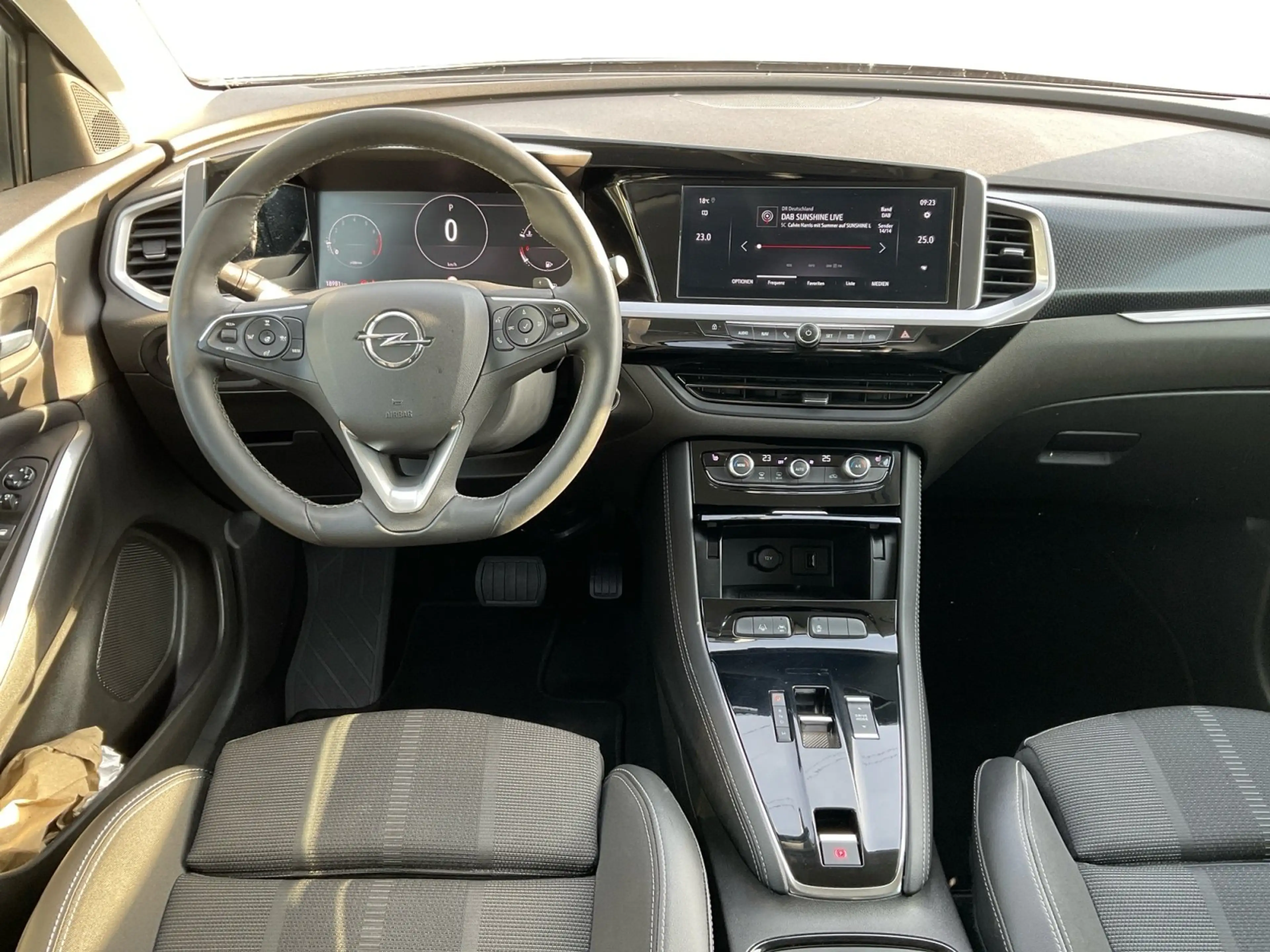 Opel Grandland 1.2 Turbo GS Line Automatik + wenig Km — photo 12