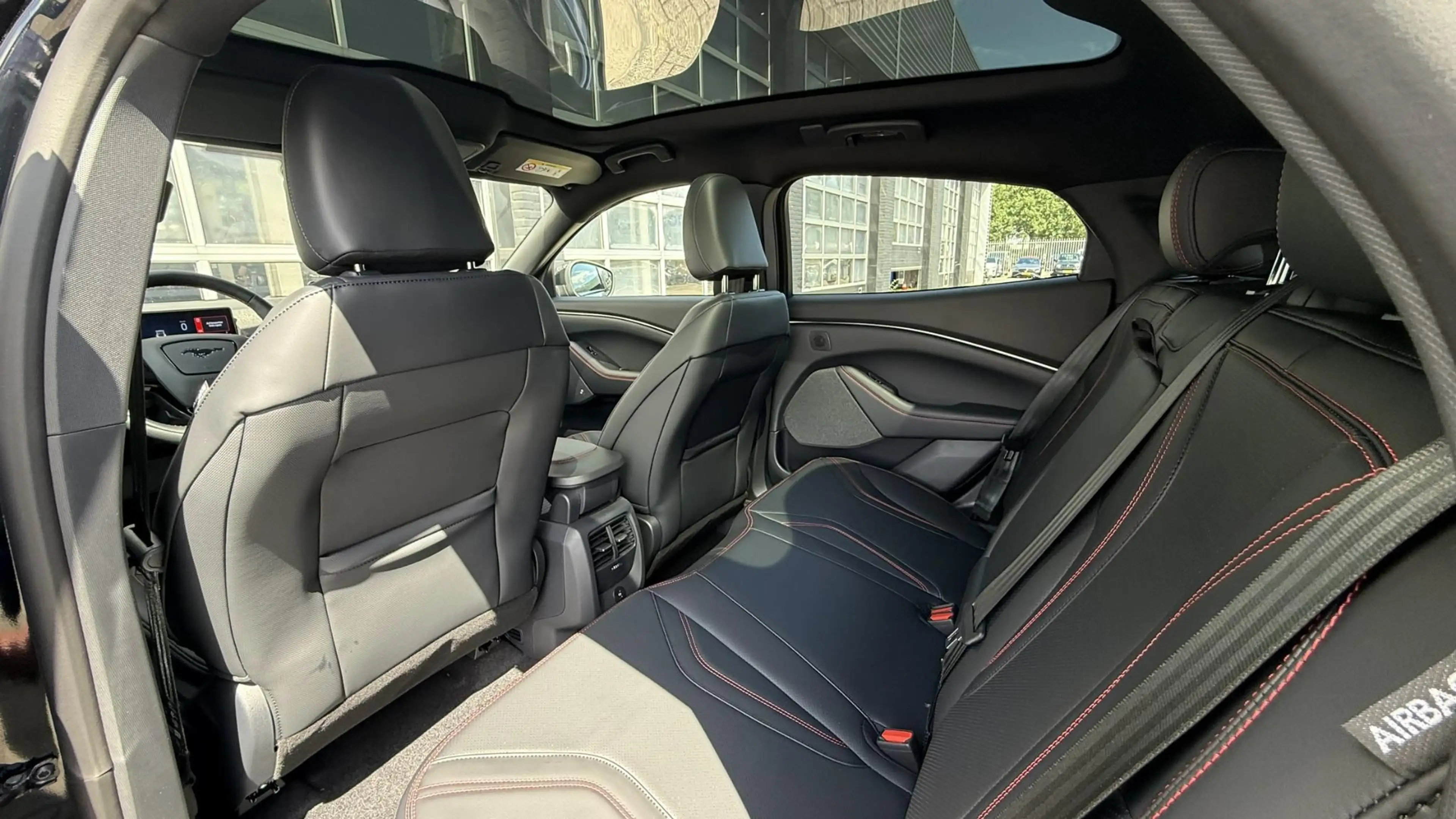 Ford Mustang Mach-E Extended Premium RWD 88 kWh €5.000,- Voordeel | Pa — photo 14