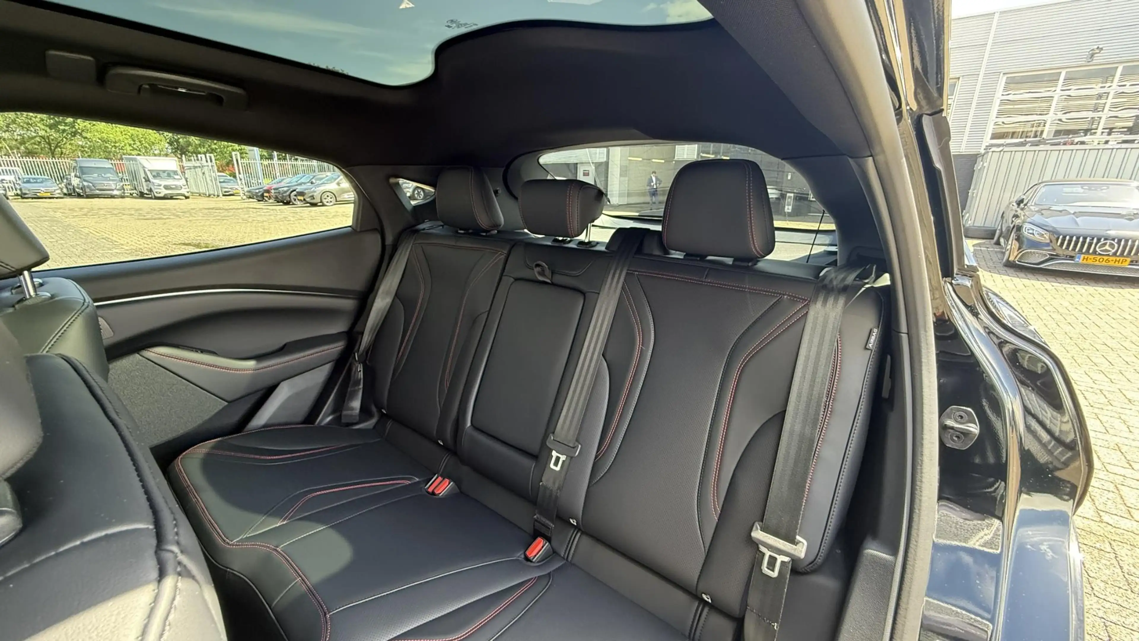 Ford Mustang Mach-E Extended Premium RWD 88 kWh €5.000,- Voordeel | Pa — photo 13