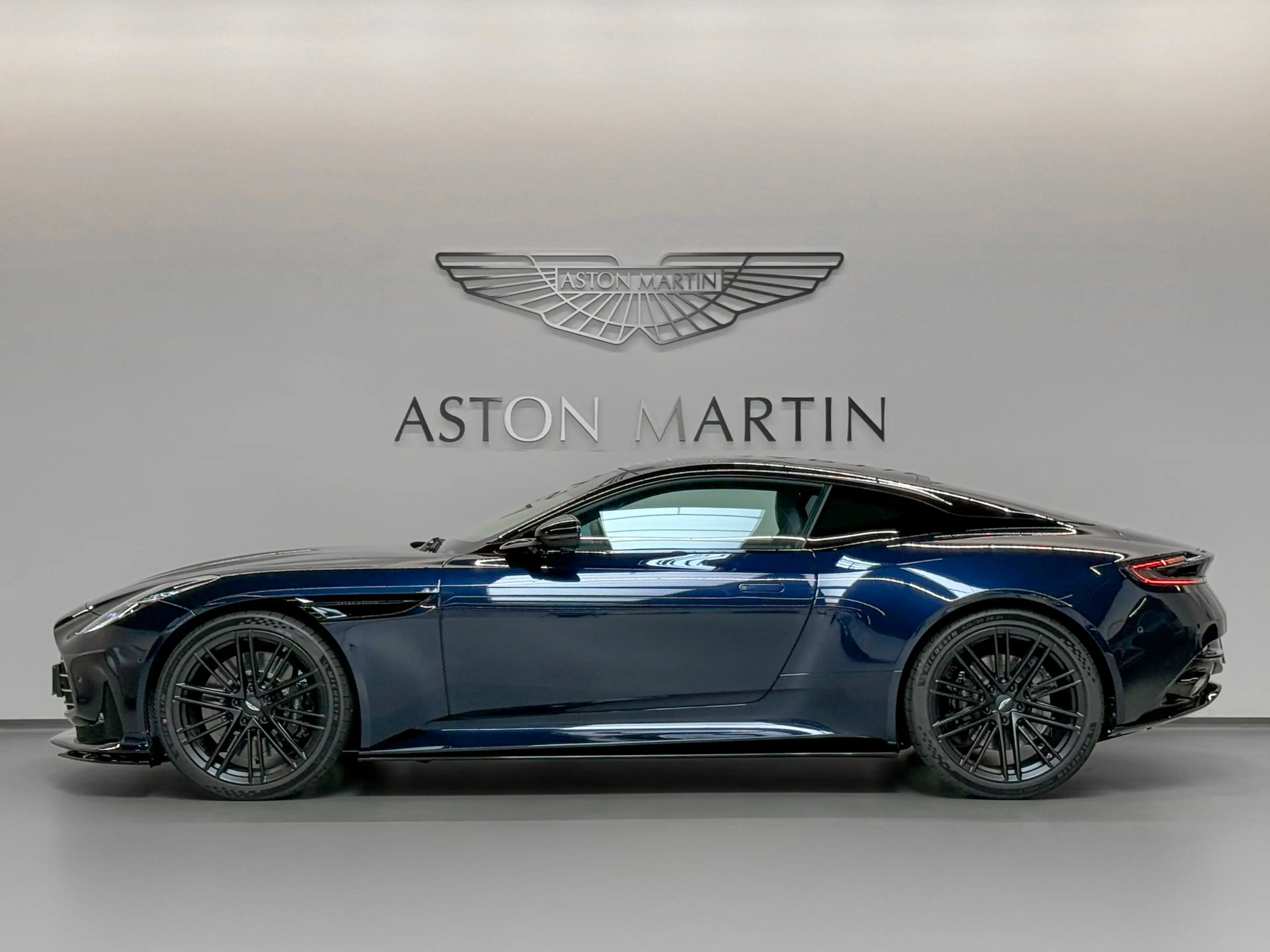 Aston Martin DB12 Coupe | Aston Martin Brussels — photo 4