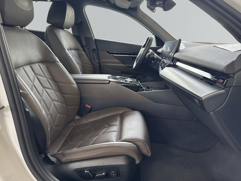 BMW 520 d Limousine*18"*LC Prof.*HUD*DAB*Pano*Adapt.LED*Dr — photo 11