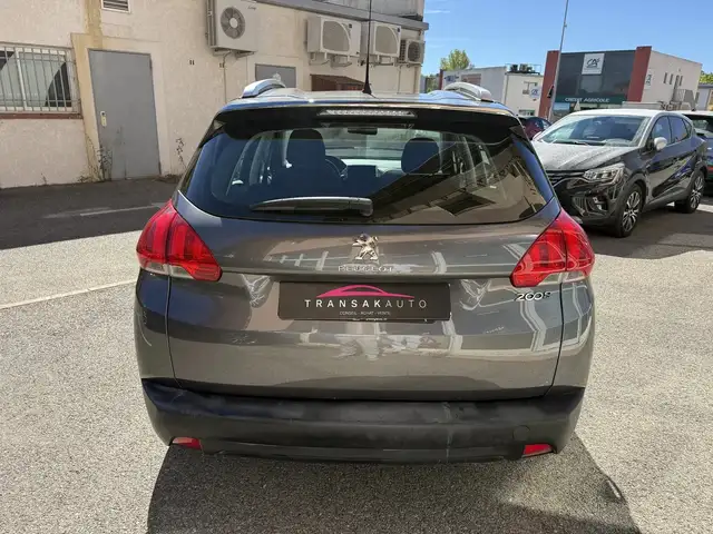 Peugeot 2008 view 6