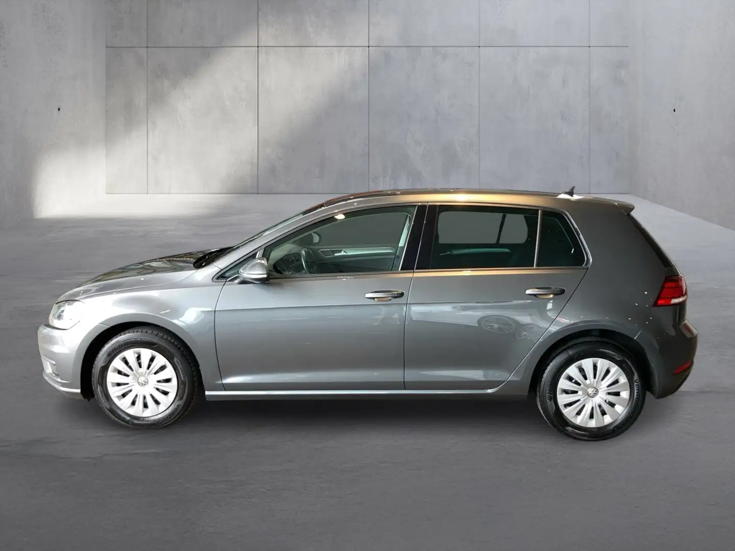 Volkswagen Golf Trendline TDI Grau - 2