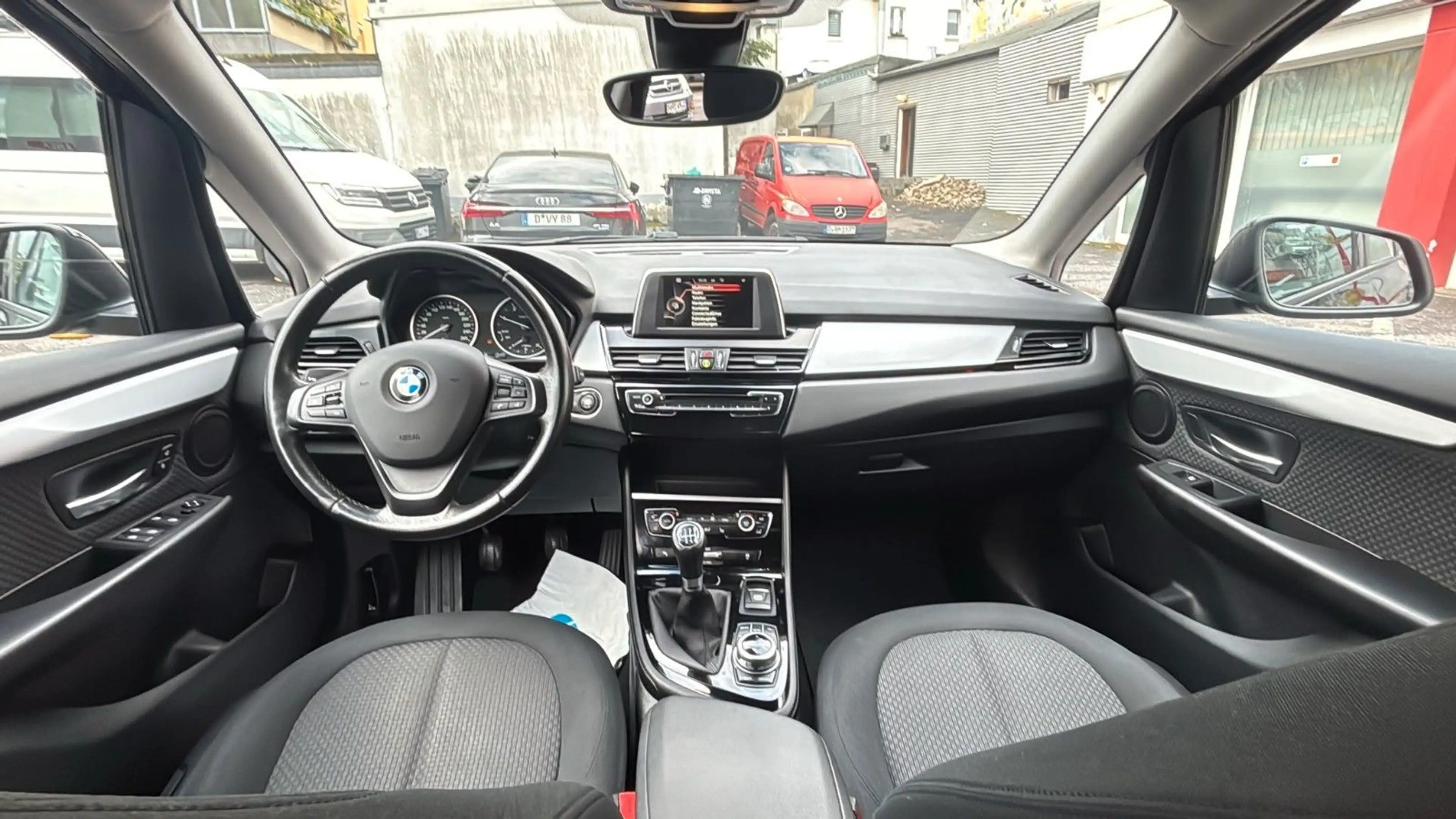 BMW 216 2 Active Tourer — photo 14