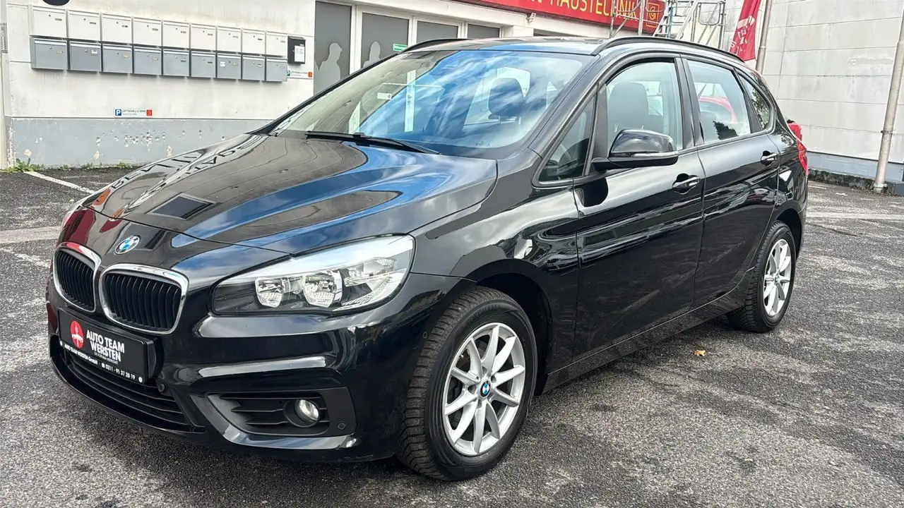 BMW 216
