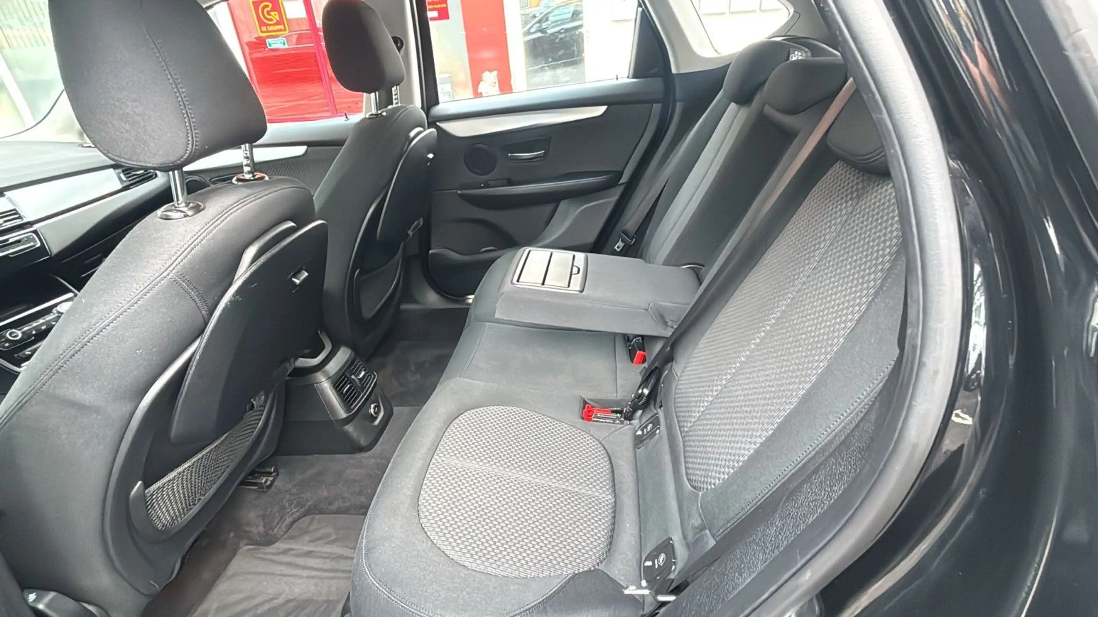 BMW 216 2 Active Tourer — photo 12