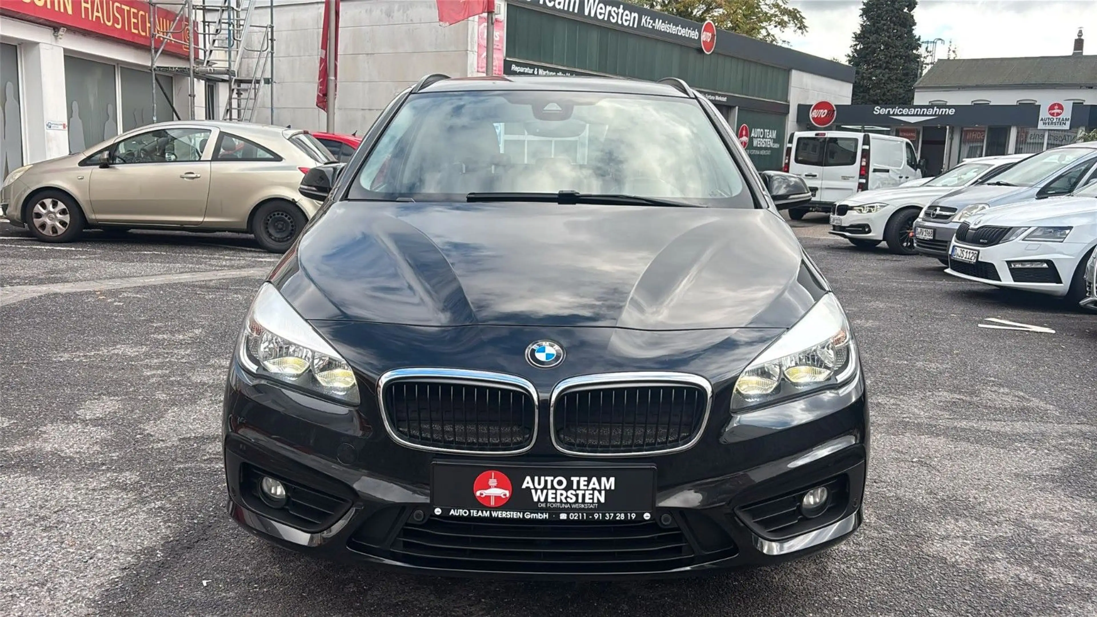 BMW 216 2 Active Tourer — photo 9