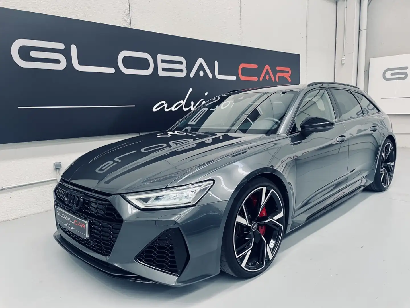 Audi RS6 Avant TFSI quattro Tiptronic Grey - 1