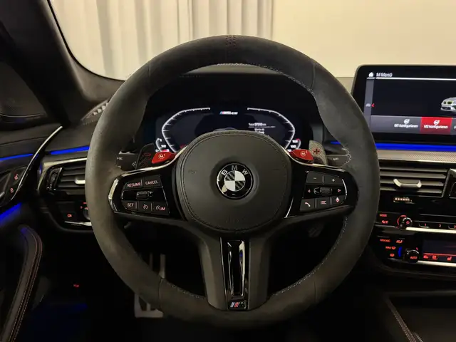 BMW M5 CS *Individual frozen deep green* Ansicht 11