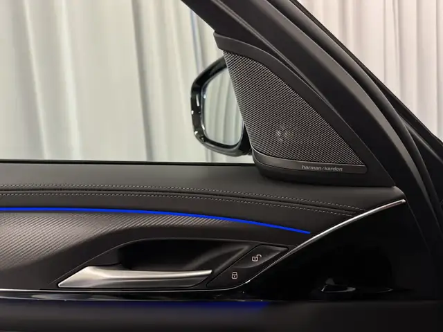 BMW M5 CS *Individual frozen deep green* Ansicht 21