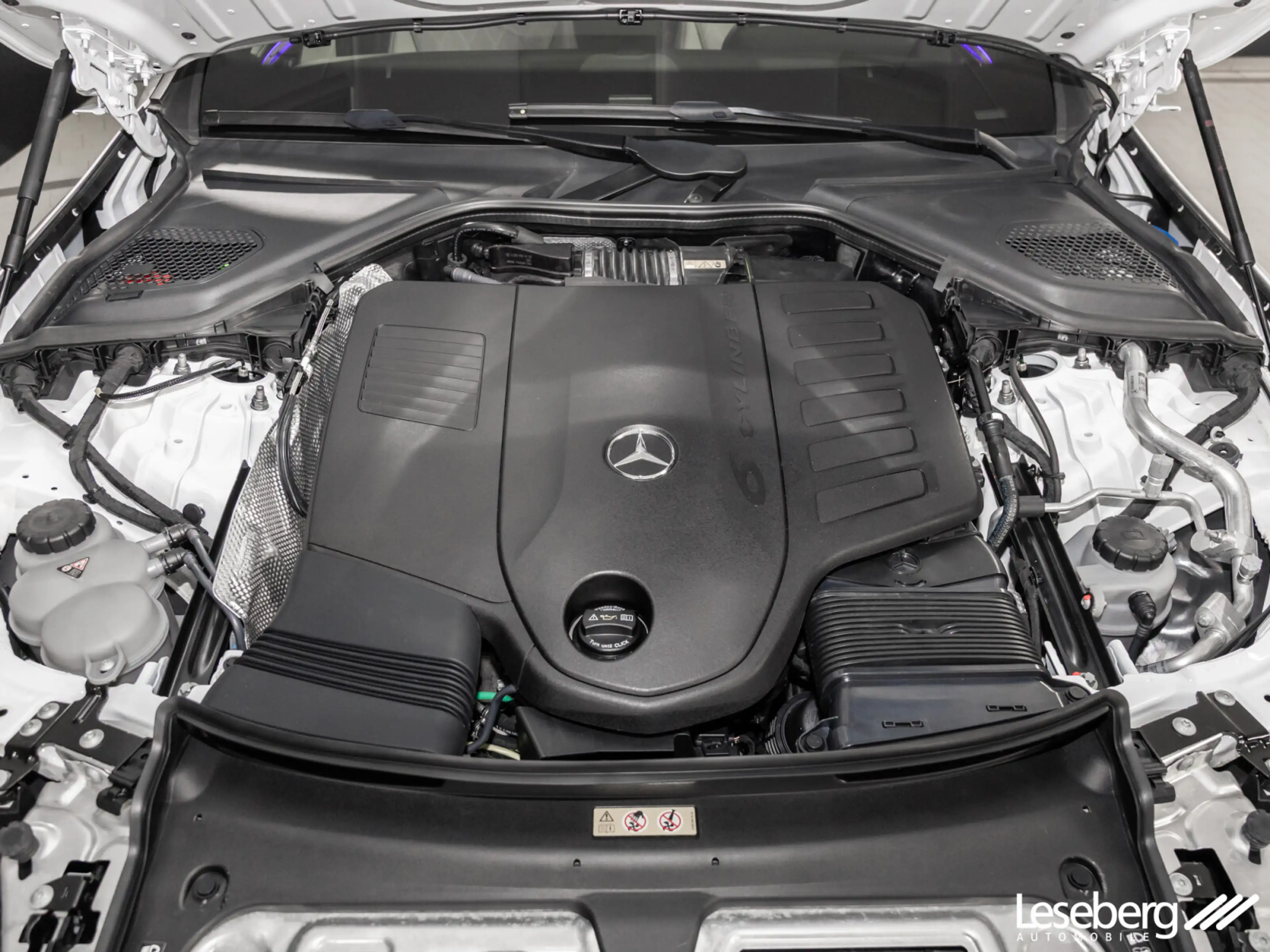 Mercedes-Benz E 450 E 450 4M AMG Prem+ Pano/DigLight/AHK/360°/Airmat — photo 8