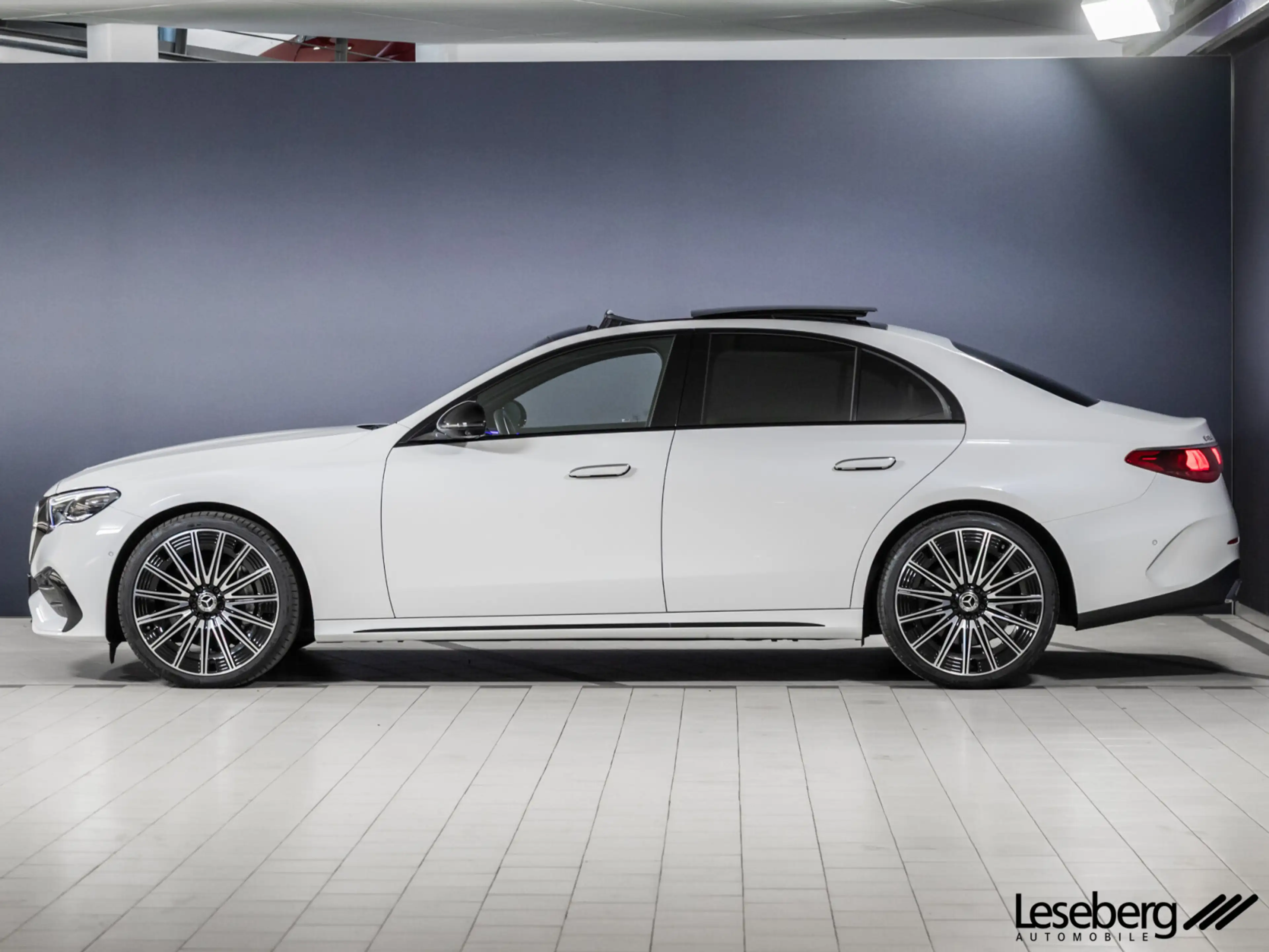 Mercedes-Benz E 450 E 450 4M AMG Prem+ Pano/DigLight/AHK/360°/Airmat — photo 3