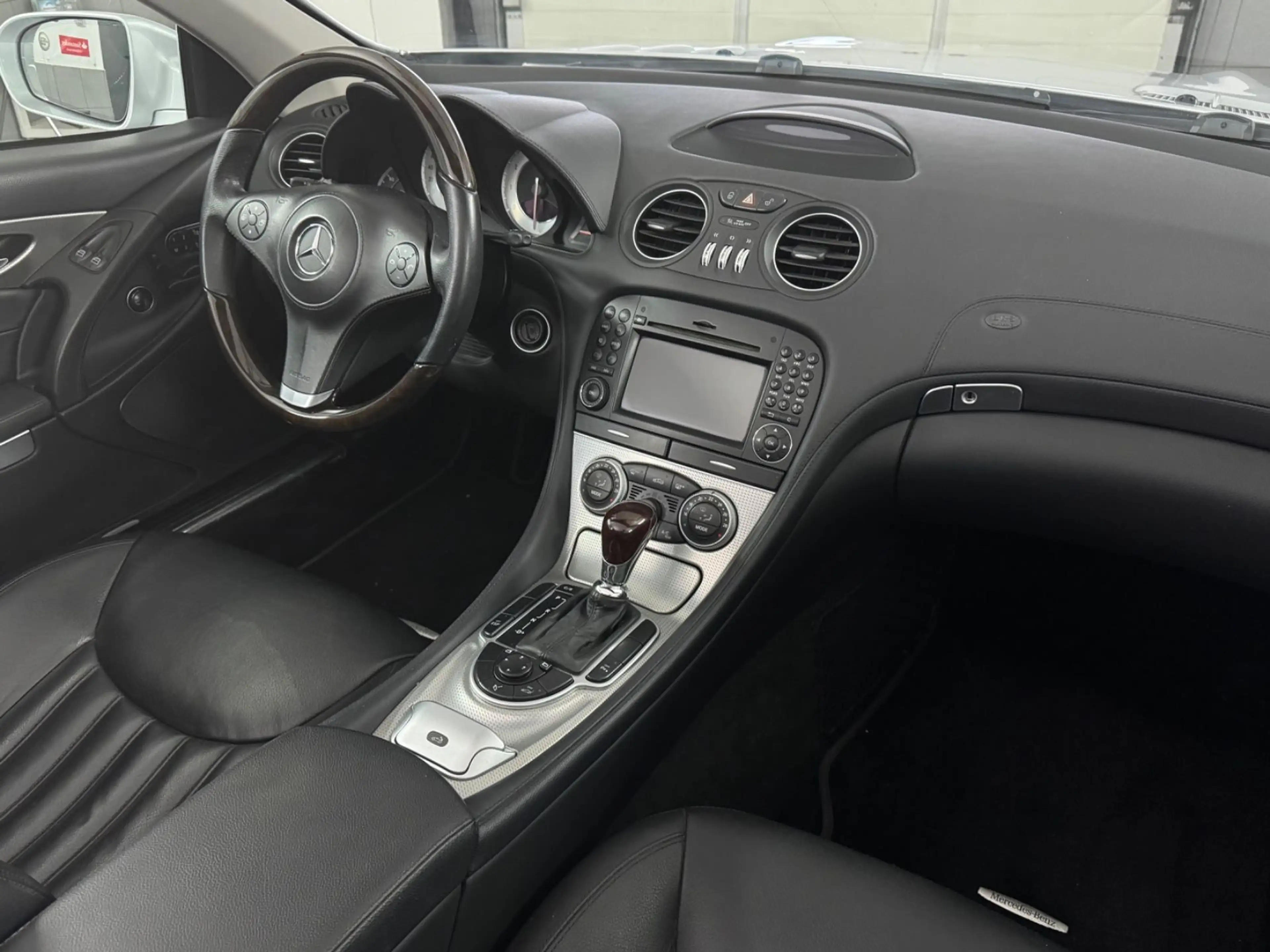Mercedes-Benz SL 350 Sportmotor  AIRSCARF|Comand|Harman-Kardon — photo 14