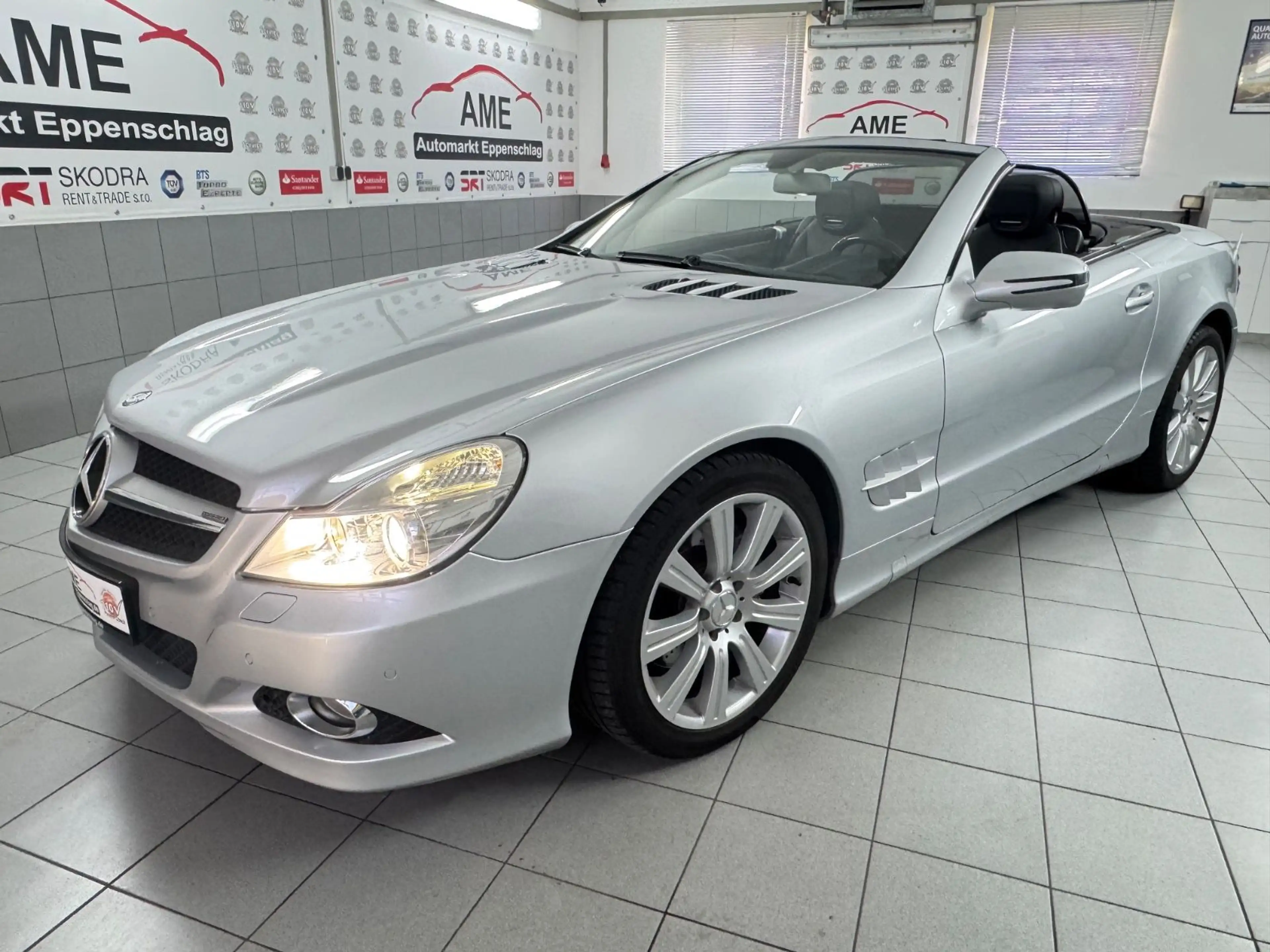 Mercedes-Benz SL 350 Sportmotor  AIRSCARF|Comand|Harman-Kardon — photo 10
