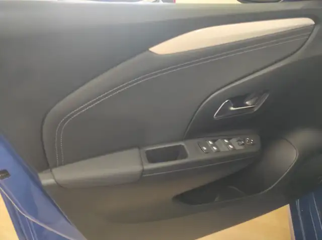 Opel Corsa view 8